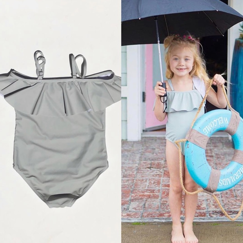 Bathing suit